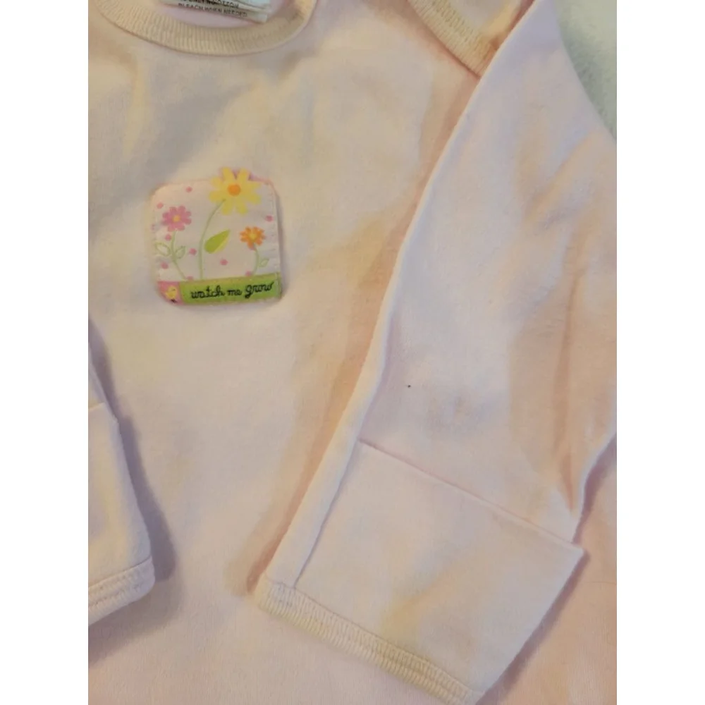 Baby Girl 9 Piece Bundle | Old Navy & Carter's | Newborn to 3 Months
